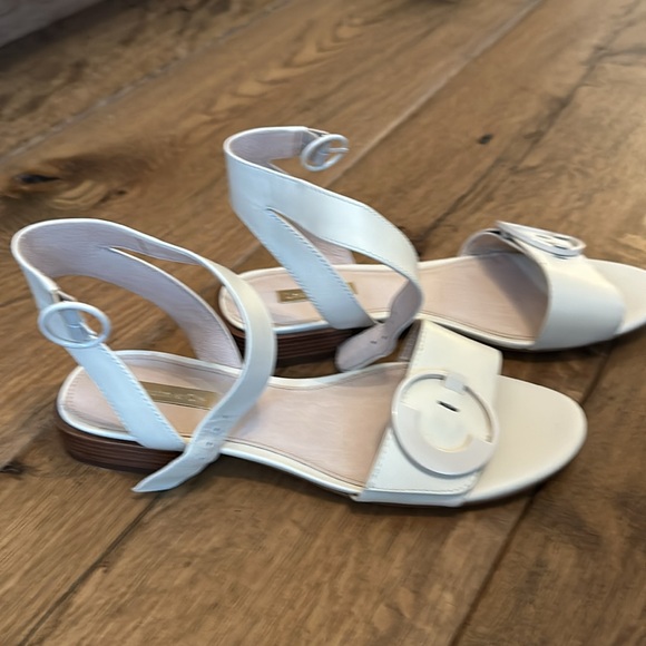 Louise et Cie size 39 bone color sandals - Picture 2 of 5